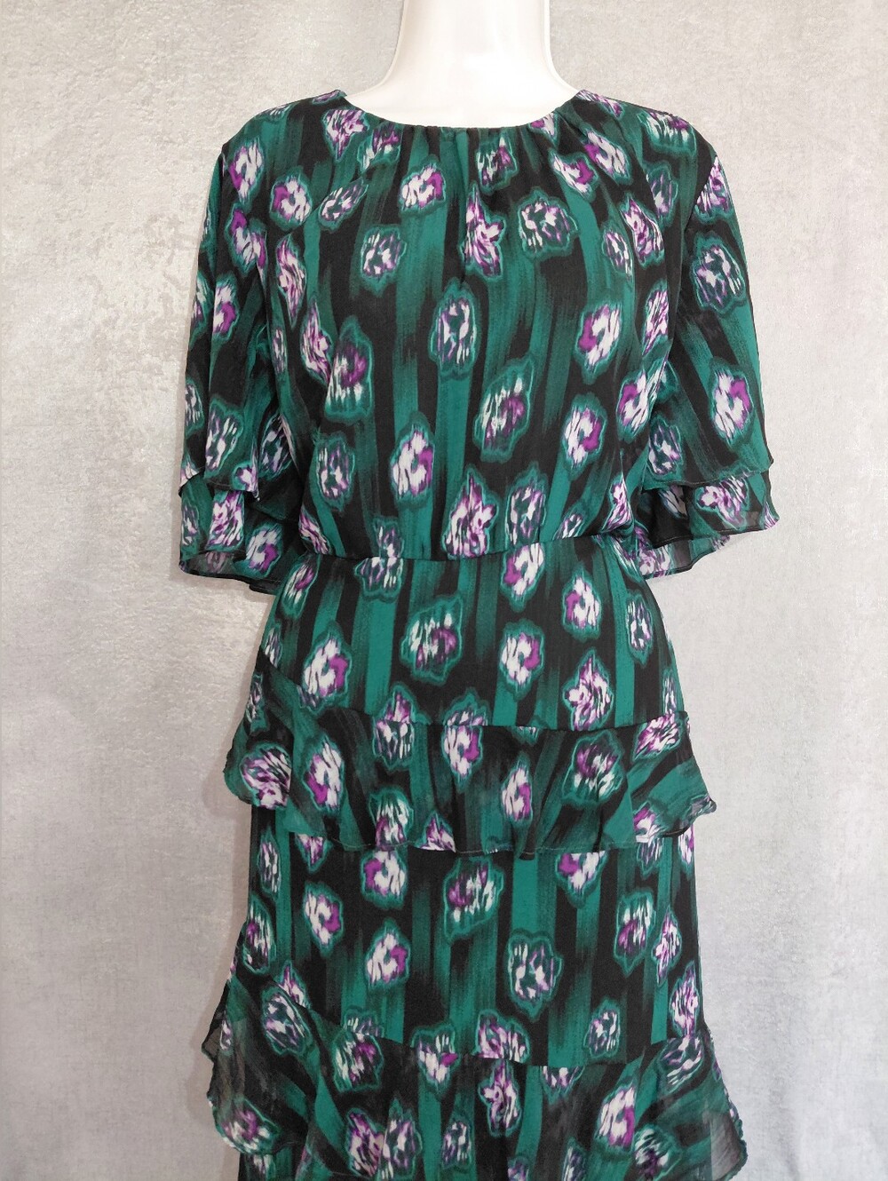 Scoop Women's Plus Size XXL 20 Green Abstract Pattern Tiered Ruffle Midi Dress